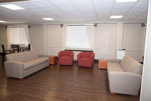 Lange Hall living area